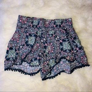 Pom Pom Shorts